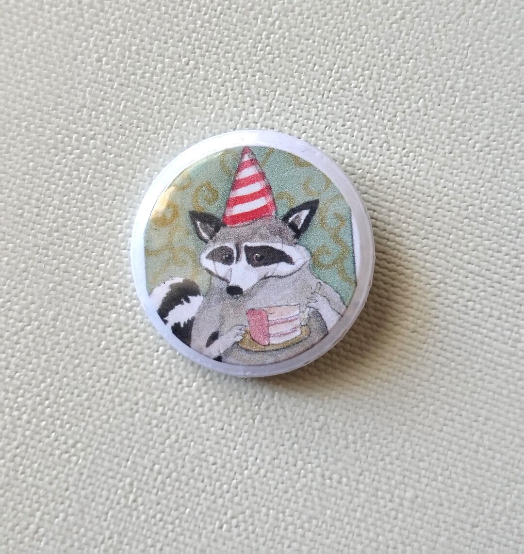 Raccoon With Slice of Cake, Single Cute Animal Button - Pin Back 1.25 ...