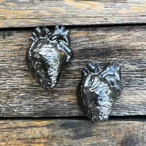 Metallic Grey Anatomical Heart Ceramic - Ceramic Pewter Stone Heart | Anatomy | Macabre Heart Organ Glazed Ceramic | Sacred Shrine