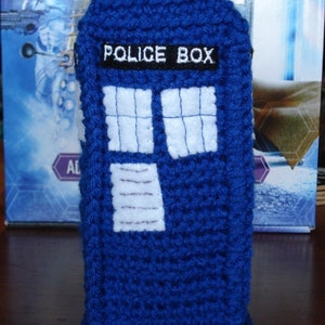 Crocheted Police Box Plushie image 4