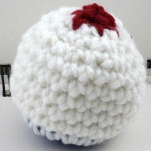 Large Crocheted Eyeball Cat Toy with catnip and bell, choose your color image 4