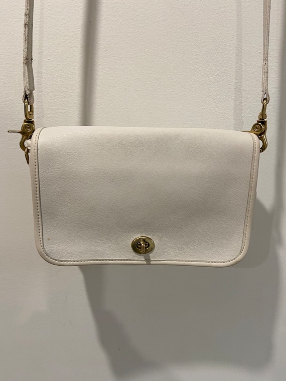 White leather vintage Coach Pocket bag