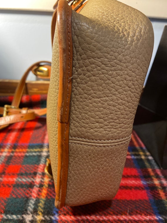 Dooney and Bourke Square Beige Carrier - image 7