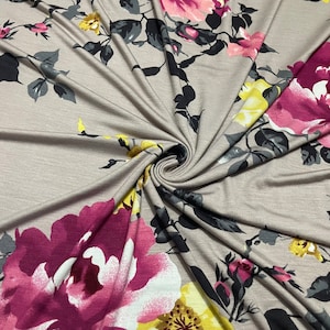 Stretch Rayon Jersey Knit Fabric Floral Pattern 2 Yards