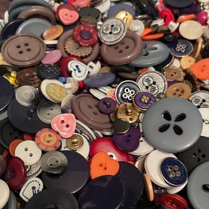 Botão Randomico Assortment of 25 Various Random Buttons - Etsy