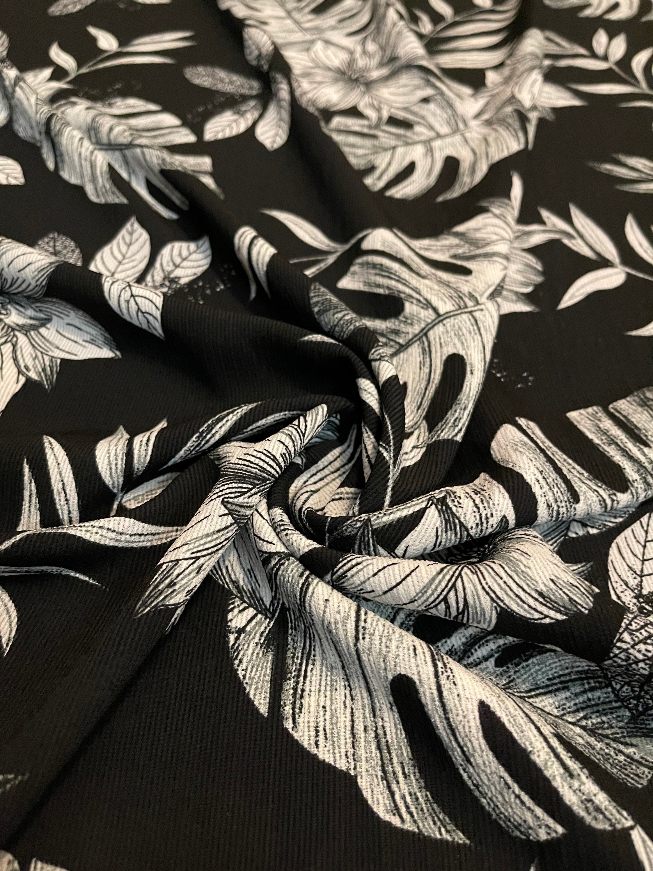 Crinkle Woven Floral Leaves Design  2 Yards