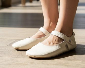 Zapatillas planas de piel estilo Mary Jane: pantuflas de horma ancha para mujer.