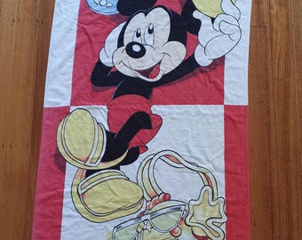 Toalha de banho vintage da Disney com Mickey Mouse e Discman