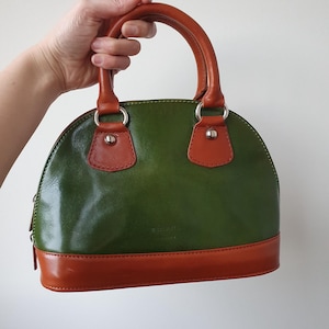 Vintage Leather Green and Brown Top hand bag