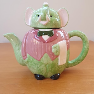 THÉIÈRE EN CÉRAMIQUE Eléphant EUR 25,00 - FR