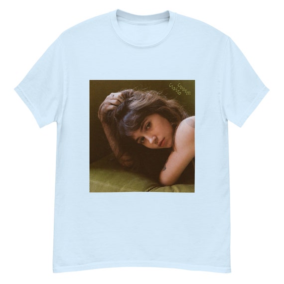 ミュージシャン Clairo Charm Spell Tee (Espresso) Fitting ファッション Clairo / Charm Spell Tee (Espresso)