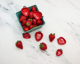 Jordgubbsringfat, handmålad dekorativ smyckesförvaring i keramik, fruktfat, förlovningsringshållare, förvaring för allt