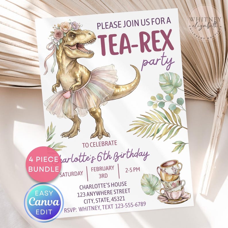 Puede incluir: Una invitaci&oacute;n a una fiesta con una ilustraci&oacute;n en acuarela de un Tyrannosaurus Rex con tut&uacute; y corona floral. La invitaci&oacute;n dice "TEA-REX party" e incluye detalles de la fiesta. Una pila de tazas de t&eacute; y elementos bot&aacute;nicos completan el dise&ntilde;o.