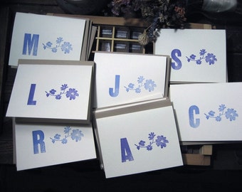 C Monogramm Letterpress Anfangskarten, blau mit Taupe Umschlag, Set 3