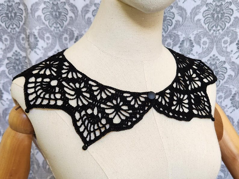 Spiderweb Collar, Gothic Crochet Collar, Peter Pan Collar, Steampunk Gothic Collar, Vintage Style Collar, Black Lace Wedding, Classic Goth image 3