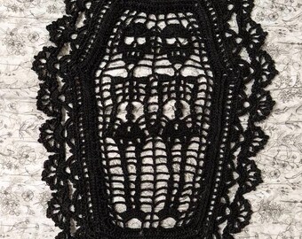 Skull Doily. Lace Crochet Doily, Halloween Decor,Skeleton Art, Gothic Home,  Pirate, Altar Cloth, Postmortem Doily, Halloween Art, Gothic