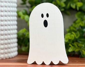 Medium Ghost Free Standing Wood Cutout, Tiered Tray Decor, Mantle Decor, Halloween Tiered Tray, Halloween Decor, Halloween Decorating