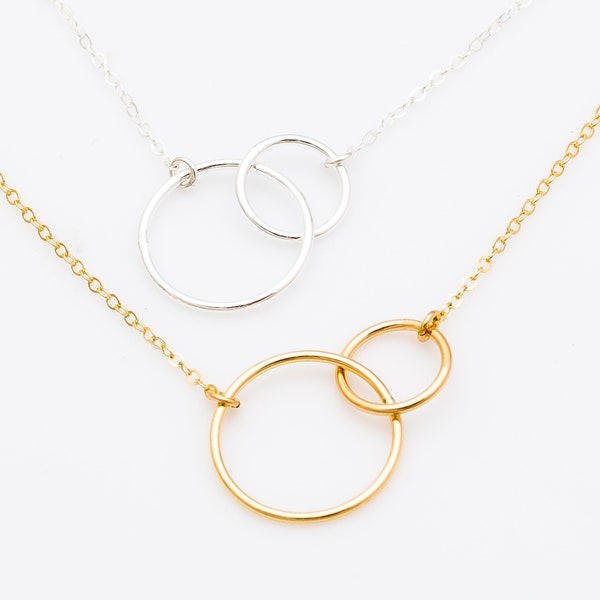 Interlocking Circle Necklace, Double Circle Pendant Necklace, Entwined Ring Necklace, Minimalist Gift for Her, Couple Sister Necklace
