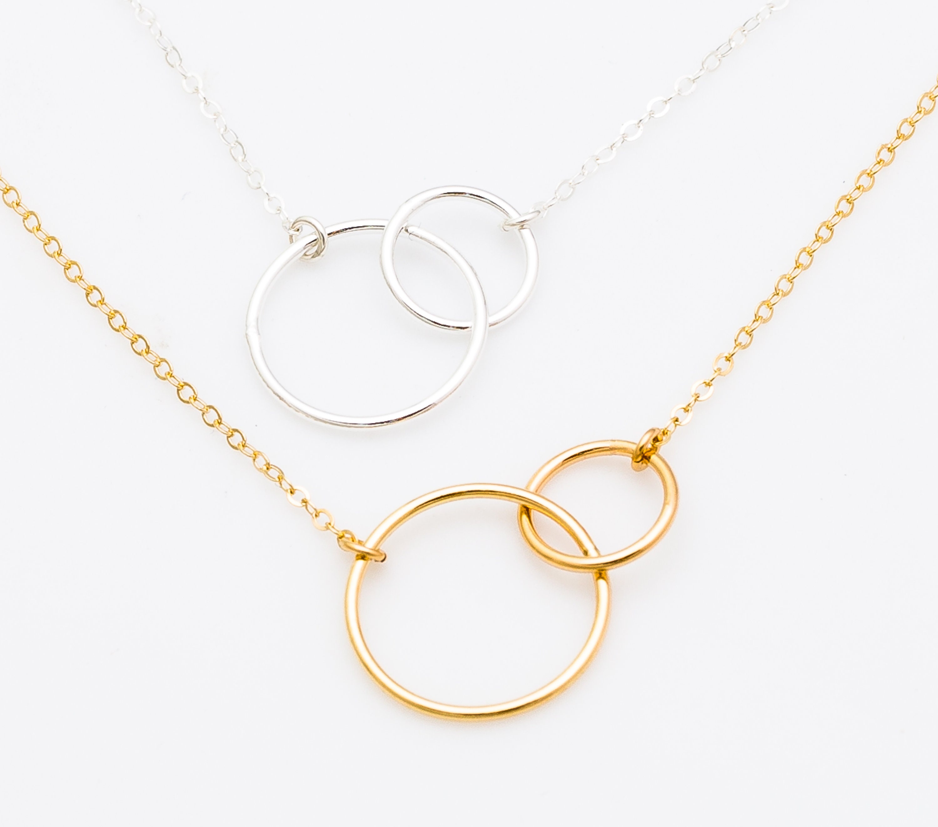 Interlocking Circle Necklace, Linked Rings Necklace, Double Circle Necklace,  Two Circle Gift for Mom Best Friend Sister Bridesmaid Partner - Etsy