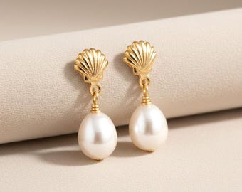 Starfish and Sea Sell Pearl Earrings, Dainty Earrings, Beach Jewelry, Fresh Water Pearl Earrings