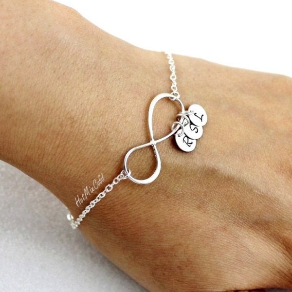 Personalized Infinity Bracelet and Initials, Family Monogram Charm Bracelet,  Grandma Bracelet, Mothers Bracelet, BFF, Sister Jewelry