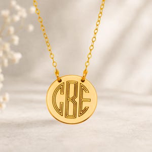 Interlocking Initial Necklace – Personalized Monogram Disc Pendant, Custom Interlocking Letter Necklace – Personalized Jewelry for Women