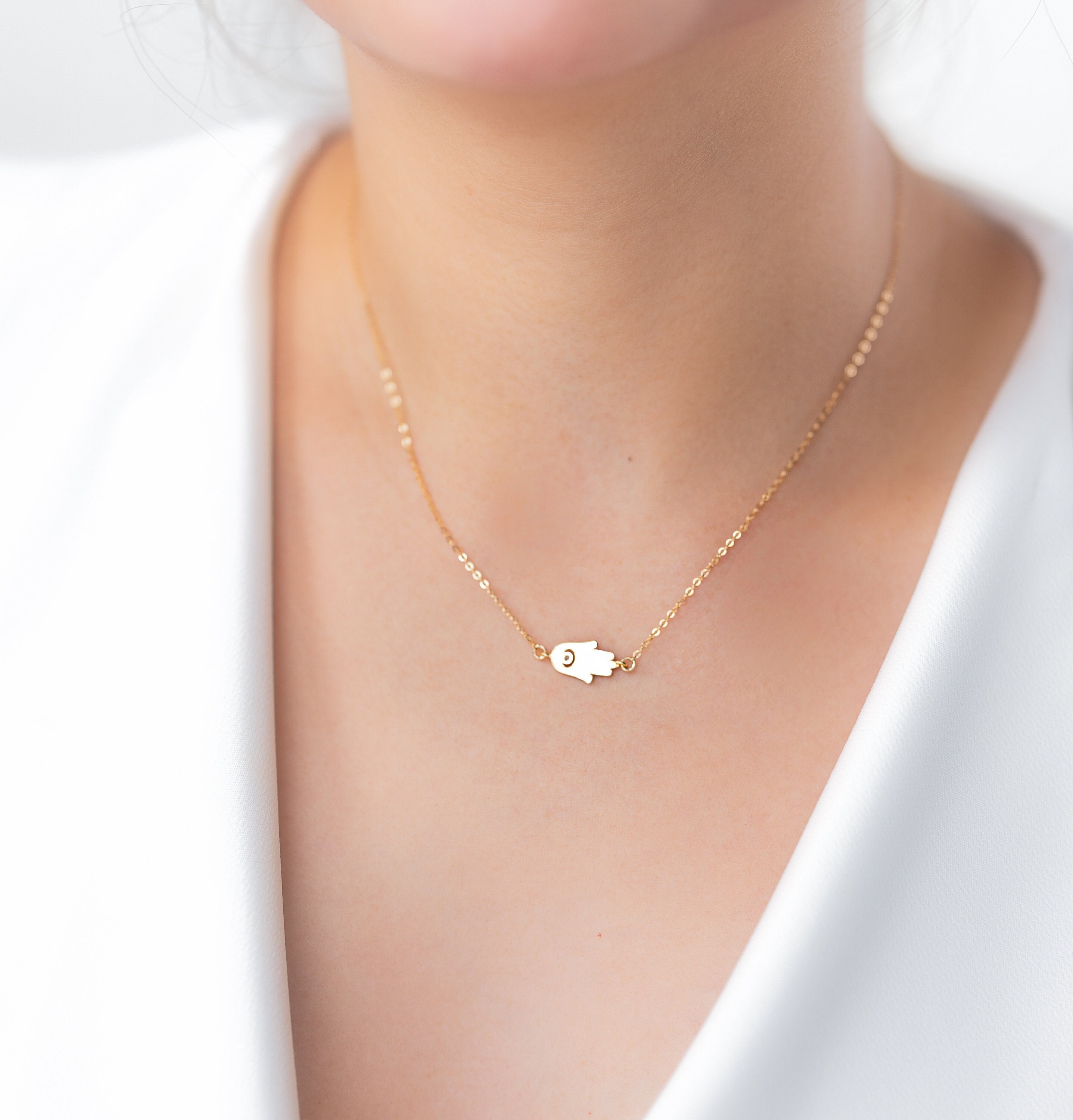 Tiny hamsa necklace deals