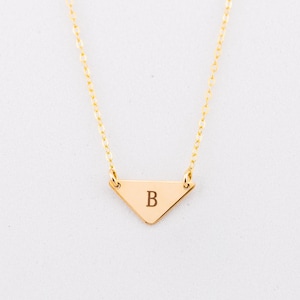 Personalized Small Triangle Necklace, Gold Initial Necklace, Geometric Jewelry, Boho Necklace, Delicate Necklace Gift for Women