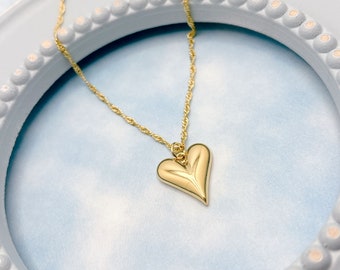 Collar colgante de corazón. Collar de amor. Collar minimalista. Regalo del Día de la Madre. Regalo para mujer. Regalo para hija. Regalo para el mejor amigo.