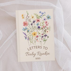 Anpassad gästbok för babyshower med vildblommor, brev till bebis, personlig dagbok, födelsedagsbrev, babyflicka, fjäril, vildblommig babyshower bild 6