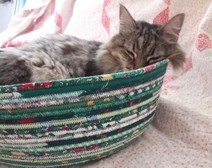 Cuddly Cat Snuggle Bed Green Grass Etsy