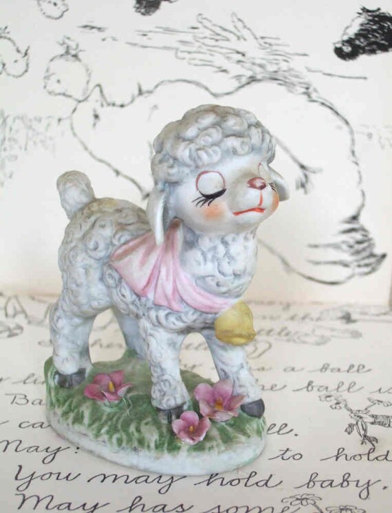 Items similar to VINTAGE porcelian LAMB figurine on Etsy