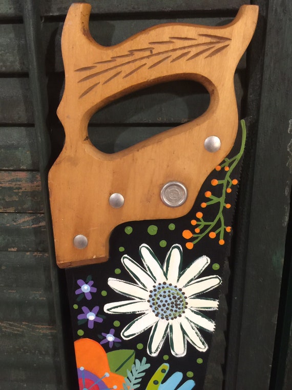 The Art of the Blade: A Guide to Collecting Hand-Painted Saws