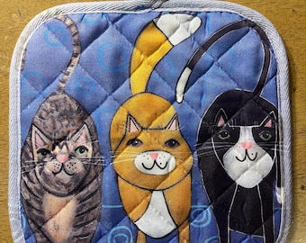 Gang of kitties pot holder by Jenny Elkins - kitchen fashion - kitchen art - hostess gift - cat lady - cat lover - tabby cat - marmalade cat