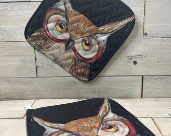 Owl pot holder by Jenny Elkins - kitchen fashion - kitchen art - hostess gift - friend gift