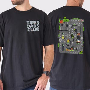 Moe Dads Club shirt met lange mouwen, Play Cars On Dad's Back Road Map Tee, grappig racebaanshirt vader, vaderdagcadeau voor hem