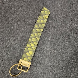 Escama de dragón verde, llavero de pulsera