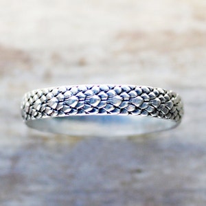 Silver Ring, sterling silver snake ring dragon dragonscale, Khaleesi ring mermaid scales