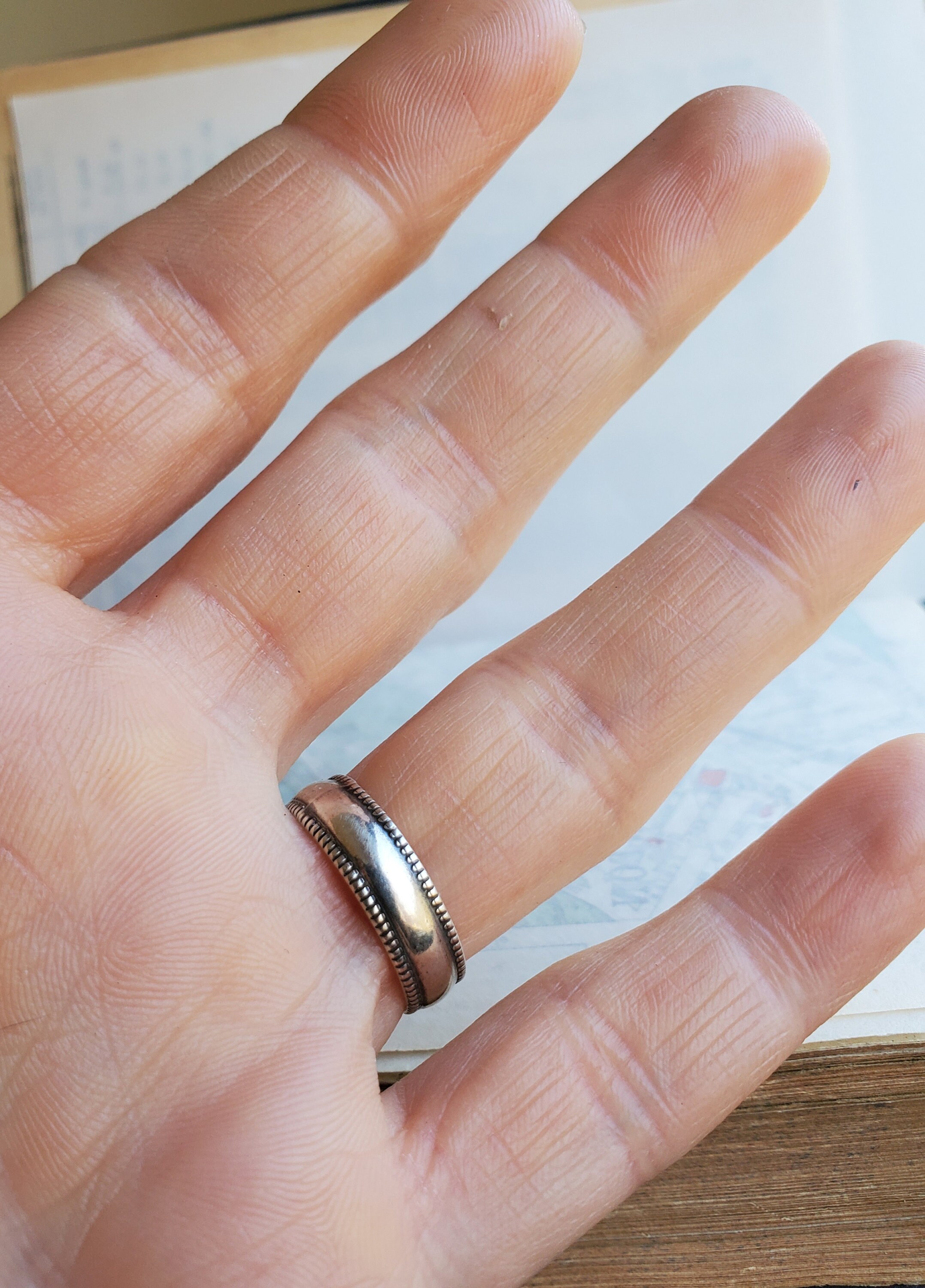 Limani London 925 Sterling Silver 4mm Traditional Court Wedding Band - Millgrain Edge