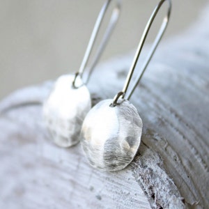 sterling silver earrings, round discs, gift for wife girlfriend sister, hammered silver jewelry, everyday modern,