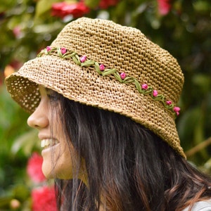 Raffia Sun Catcher Hat Crochet Pattern (American Terms)