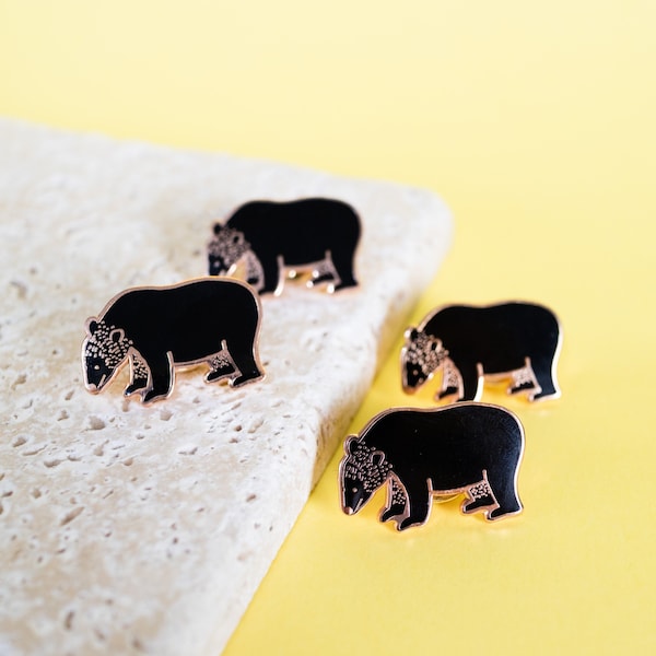 Black Bear Enamel Pin Badge | Bear Brooch | Black Bear Lapel Pin | Animal Lovers Gift | Bear Jewellery | Stocking Fillers