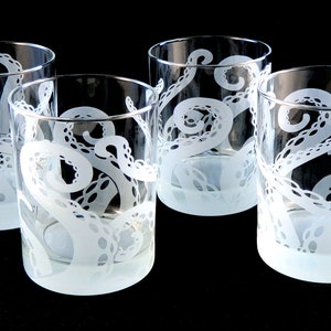 Octopus Tentacles Rocks Glasses - Set of 4 - Cthulhu - Squid - Kraken - Lovecraft - Cephalopod - Custom Etched Tumbler Glass Barware