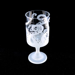 Octopus Tentacles Tumbler Wine Glass - Cthulhu - Squid - Cephalopod - Lovecraft - Etched Glass Wine Goblet - Tentacles Barware