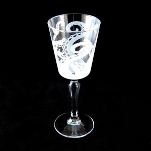 Octopus Tentacle Retro Cocktail Glass Cthulhu Squid Cephalopod Lovecraft Custom Etched Glass Cocktail Stemware image 4