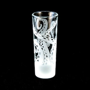 Octopus Shooter Glass - Cthulhu - Squid - Kraken - Cephalopod - Lovecraft - Tentacles Shot Glass - Cordial - Aperitif - Digestif Barware