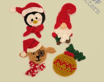 Puede incluir: Cinco adornos navideños de ganchillo: un pingüino con un gorro de Papá Noel rojo, un gnomo con un gorro rojo y barba blanca, un perro con un gorro de Papá Noel rojo, un bastón de caramelo rojo y blanco y una bola de Navidad dorada con acebo verde.