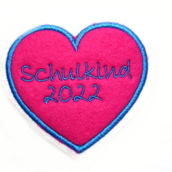 Applikation Schullkind Herz  Namensschild gestickt bestickt mit Wunschtext  Felt Applique Name Patch -  free color choice Aufnäher