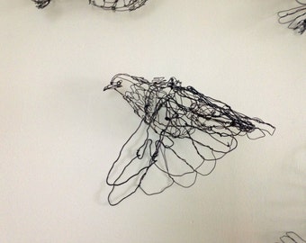 Flying Pigeon Wire Drawing Sculpture Art