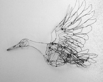 Flying Canada Goose-Wire Drawing Sculpture art