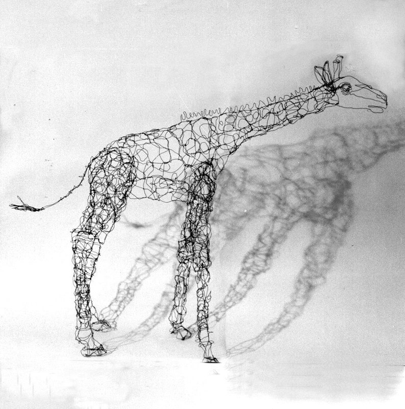 Giraffe-Wire Drawing Sculpture image 1
